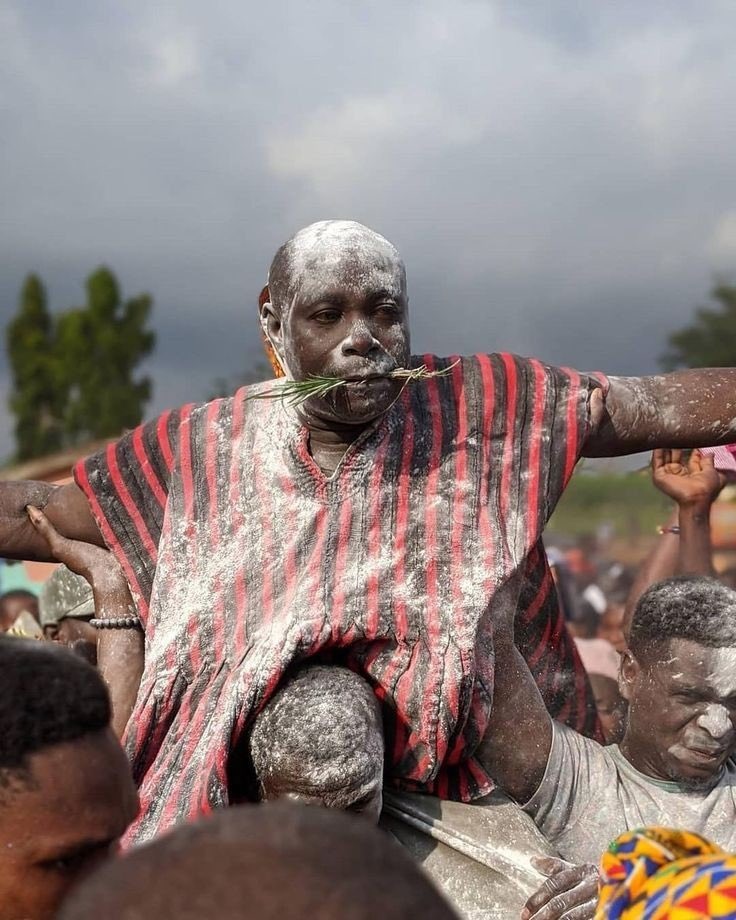 Ni mda sijapaita humu ndani kinaendelea nn??