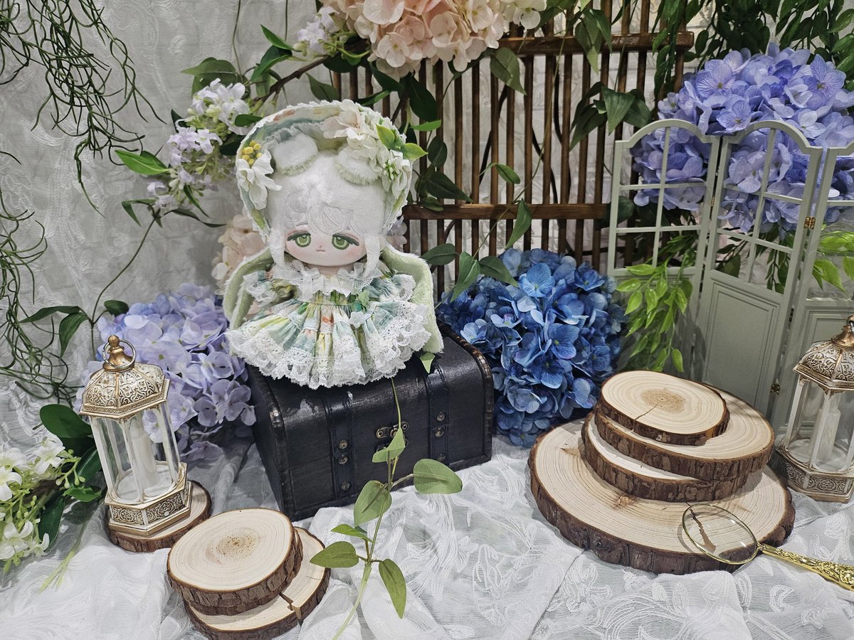 설유화 15 너무너무너무예뻤다...
색이 맞는 친구가 없어서 못샀지만 15 많이 해주셨음 좋겠다.....