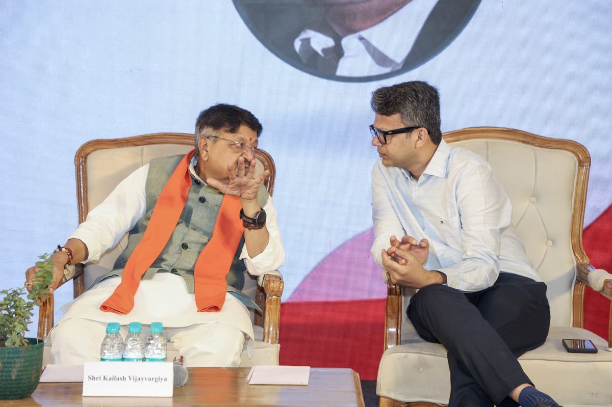 Indore is now India’s Carbon Credit Capital,proudly marked at the Green Climate Conclave 2025. The city’s climate leadership and innovation energy are just getting started.