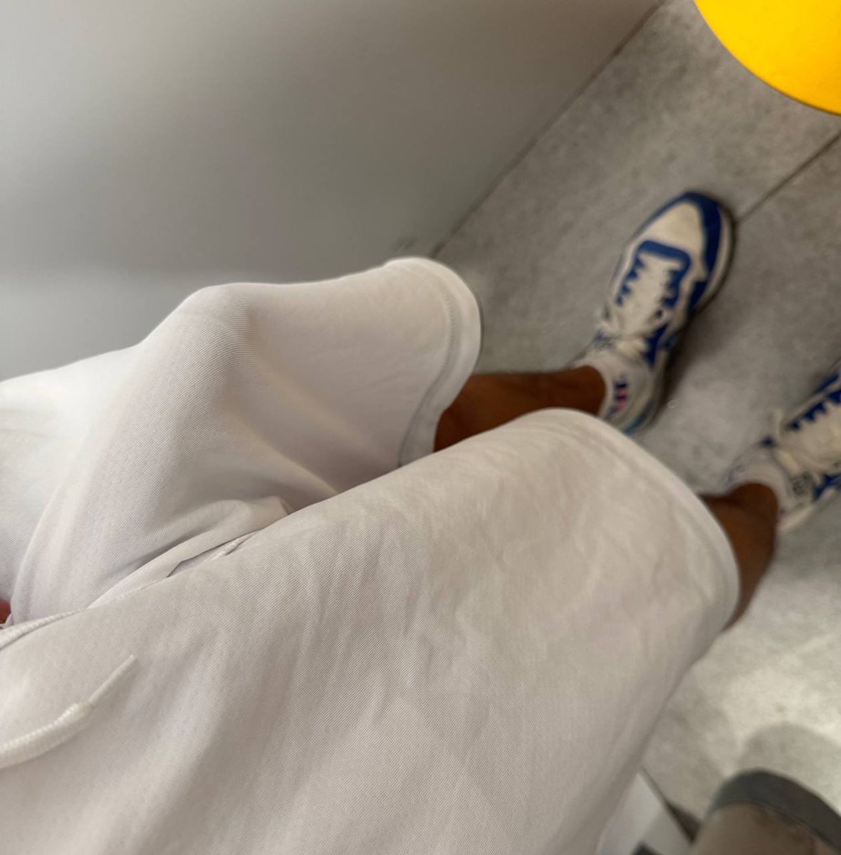 和你呆在一起我挂空挡你会介意吗 你要含我直接撩起来给你吃