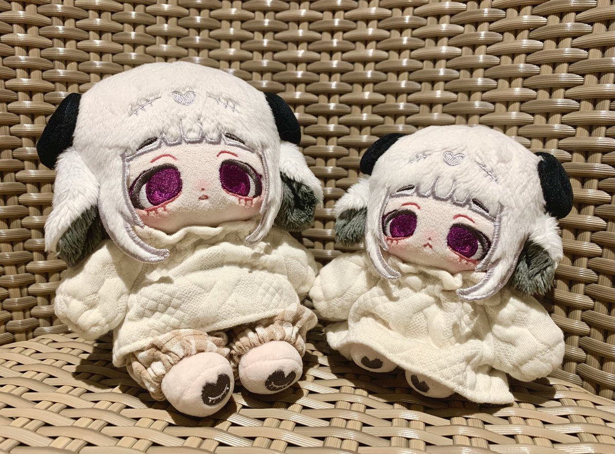 neko_115chan's tweet photo. 当方のぬいぐるみをお迎えしてくださった方は是非　#ちづるのぬい　にてお写真を見せていただけると嬉しいです…！
もちろん強制ではなくできたらでよろしいので！私が小躍りして観に行くので…💕
※こちらは商品ページに使い損ねちゃったNonameの画像 https://t.co/d1PTx6nSKs