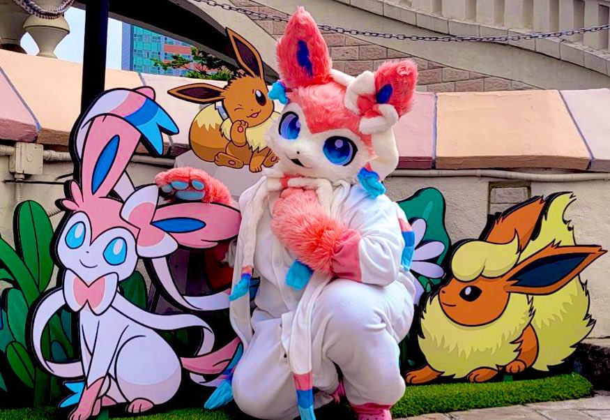 Happy 100 day anniversary to Sylveon!! 💖