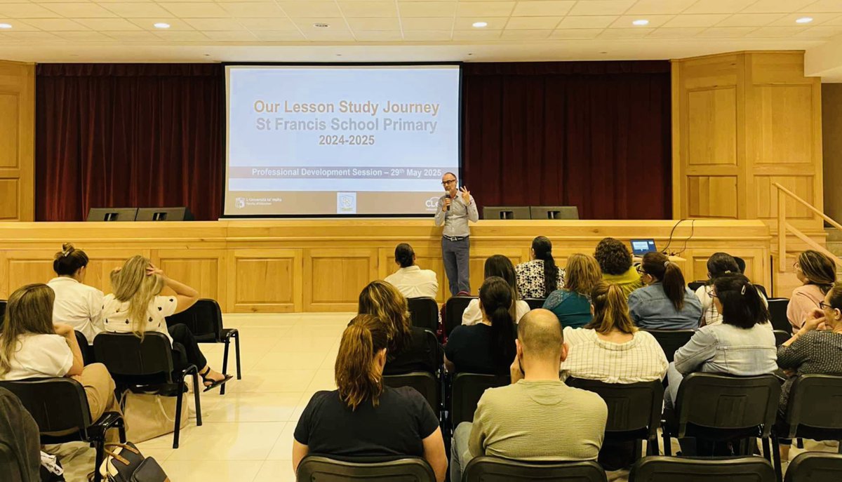 JamesCalleja7's tweet image. 📚 Schoolwide #LessonStudy 
🚌 A year-long journey involving the school leadership team, all teachers &amp;amp; learning support educators
👨‍💻 Lesson studies involving all Year 3 &amp;amp; Year 4 students &amp;amp; teachers
📕 Improving students’ Maltese comprehension
#LessonStudy #cpd #schoolimprovement