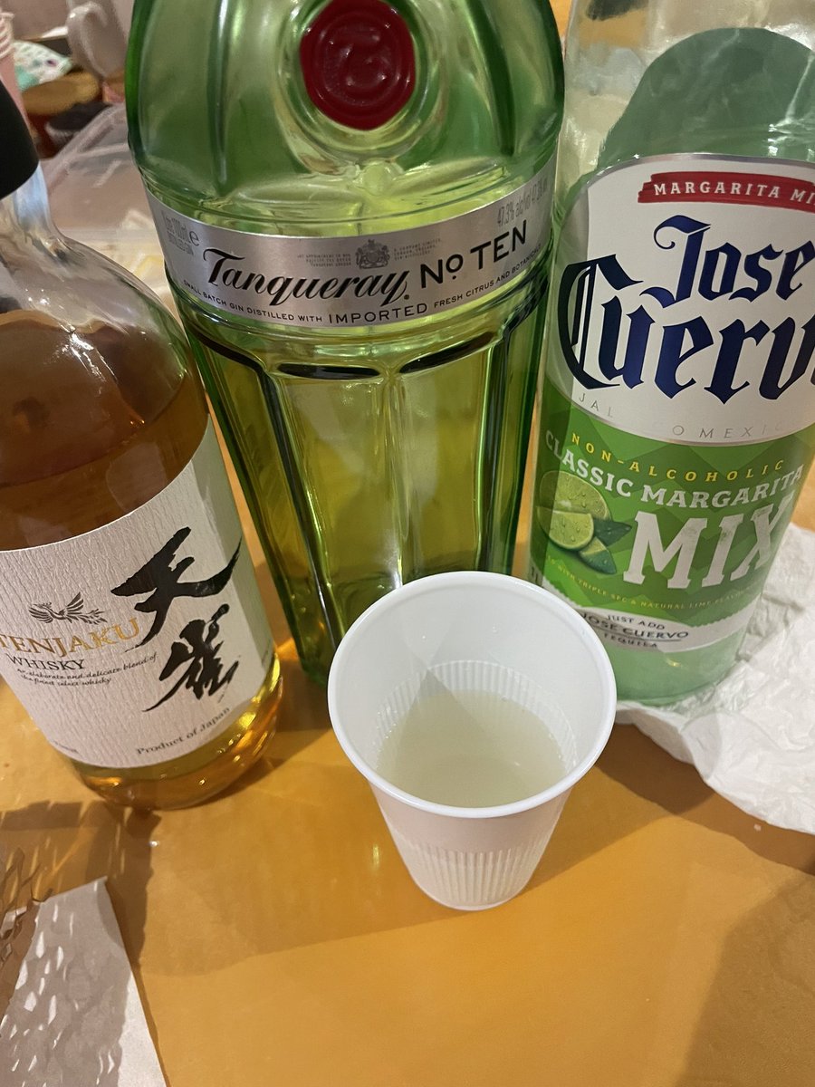 G3M3N9's tweet image. at the unction rn #dinner #earlydinner #linner #dunch