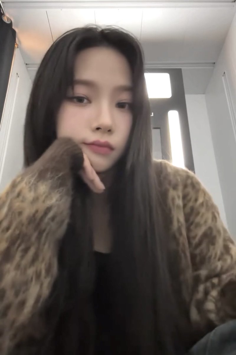 karinainmood's tweet image. 