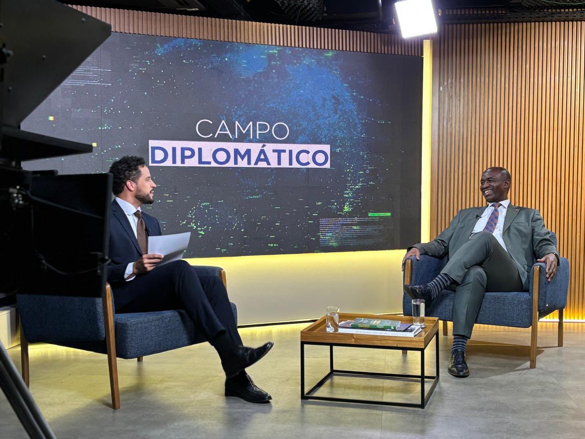 Let me thank the Brazilian news station AgroisTV News for the interview opportunity. We discussed South African G20 Education priorities, Education in rural areas, Special Agricultural Schools in South Africa, Artificial Intelligence in Education <a href="/DBE_SA/">Dep. Basic Education</a>