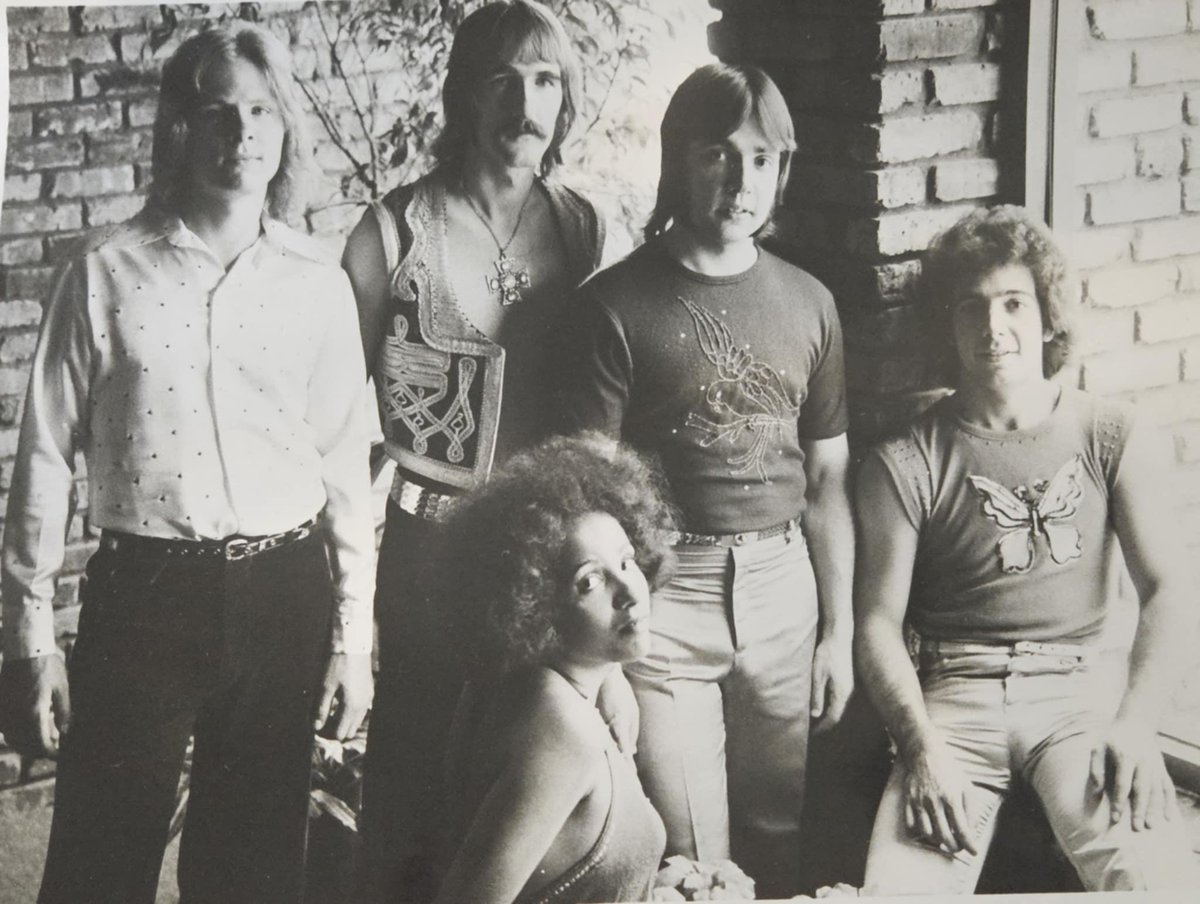 MicheleValJean's tweet photo. When I Was Shelly. #Prism #FunTimes #ChickSinger #RockBand #BTG #BeyondTheGates https://t.co/SsHw857oBO