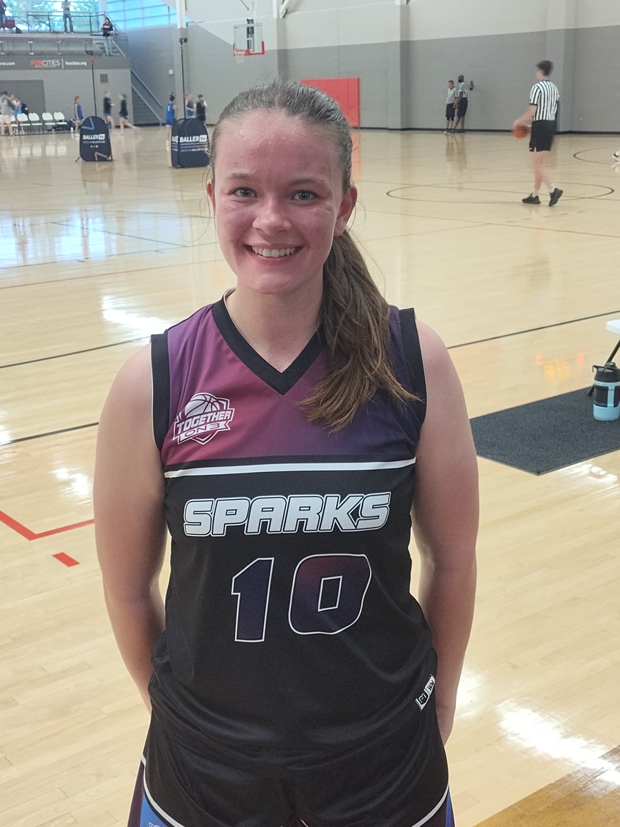 The Midwest Recruiting Resource (@themrr7) on Twitter photo 7 Shouts 4 Standing Out (7S4SO) & Newcomers to Note (N2N):
Friday from the <a href="/WisconsinBlaze/">Wisconsin Blaze Girls Basketball</a> Hardwood Hustle in Appleton, WI:
7S4SO--Friday afternoon:
<a href="/bschmidty24/">Bristol Schmidt</a> (5'10" F, '28) of Together on 3
(pictured, #10)
Addie Bowerman (5'10" F, '28) of Great Northern Elite
Ella 7 Shouts 4 Standing Out (7S4SO) & Newcomers to Note (N2N):
Friday from the <a href="/WisconsinBlaze/">Wisconsin Blaze Girls Basketball</a> Hardwood Hustle in Appleton, WI:
7S4SO--Friday afternoon:
<a href="/bschmidty24/">Bristol Schmidt</a> (5'10" F, '28) of Together on 3
(pictured, #10)
Addie Bowerman (5'10" F, '28) of Great Northern Elite
Ella