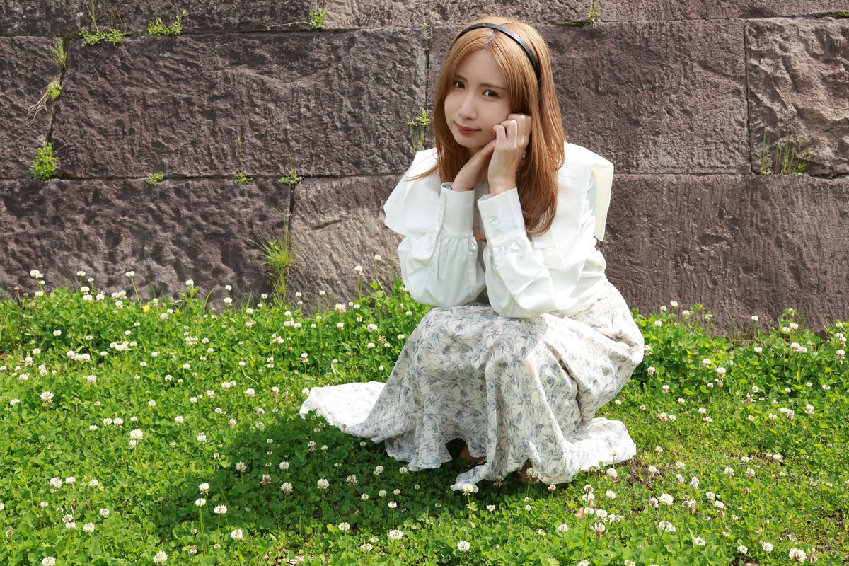 nowb48436081's tweet photo. 前村優衣さん20��5年3月末個撮⑤
model:前村優衣さん(@_______zzzy)
シロツメ絨毯...?
#前村優衣 #マエムラユイ #ハンドメイド作家 #オリジナルブランド #diFFi #アクセサリー #ポートレート #一眼レフ #Canon #撮影会 #モデル #被写体さんと繋がりたい #カメラマンさんと繋がりたい #カメラ https://t.co/84B11BOIS6
