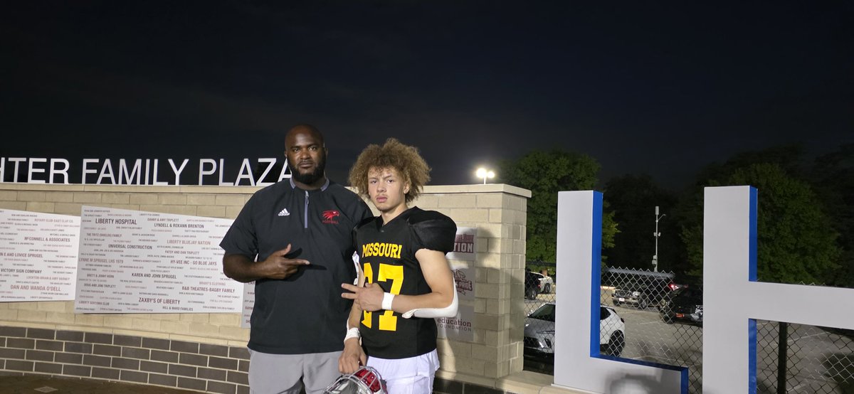 Roshaad Byrd (@byrdman45th) on Twitter photo My man <a href="/3clipsT/">Tristan Paige</a> put his name in the books with an INT!! Representing <a href="/VH_Football/">Van Horn Falcons Football</a> My man <a href="/3clipsT/">Tristan Paige</a> put his name in the books with an INT!! Representing <a href="/VH_Football/">Van Horn Falcons Football</a>