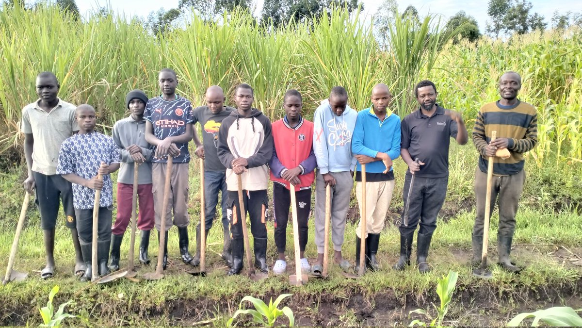 Kenyan Peasants League tweet media