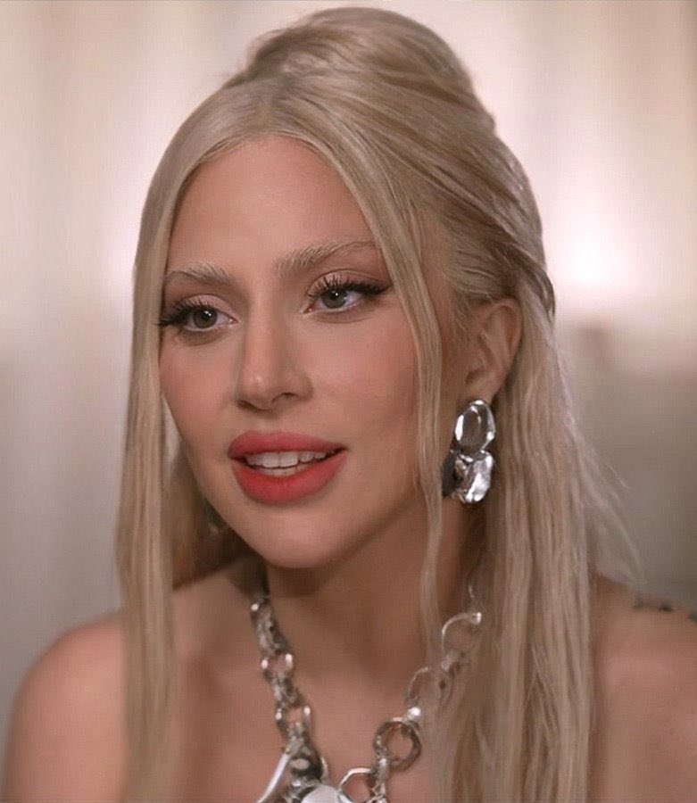 allurequinn's tweet photo. LADY GAGA. https://t.co/65cdHiAE5F
