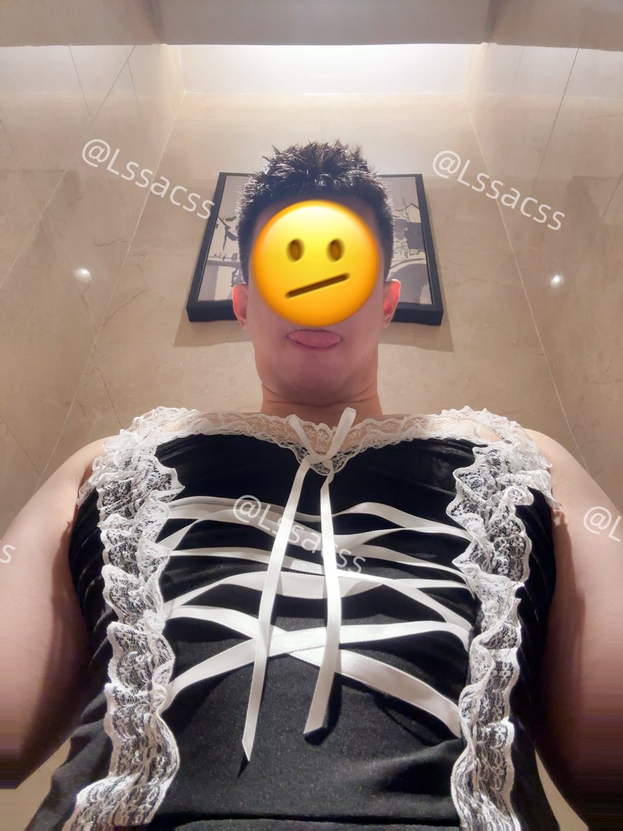Lssaccsss's tweet photo. 周末兵哥哥让我穿着���子在酒店等他，第一次穿裙子感觉好反差，想骚母🐶一样。兵哥哥🍆有17憋了太久了，都给我了😋 https://t.co/HoniQHTzY0