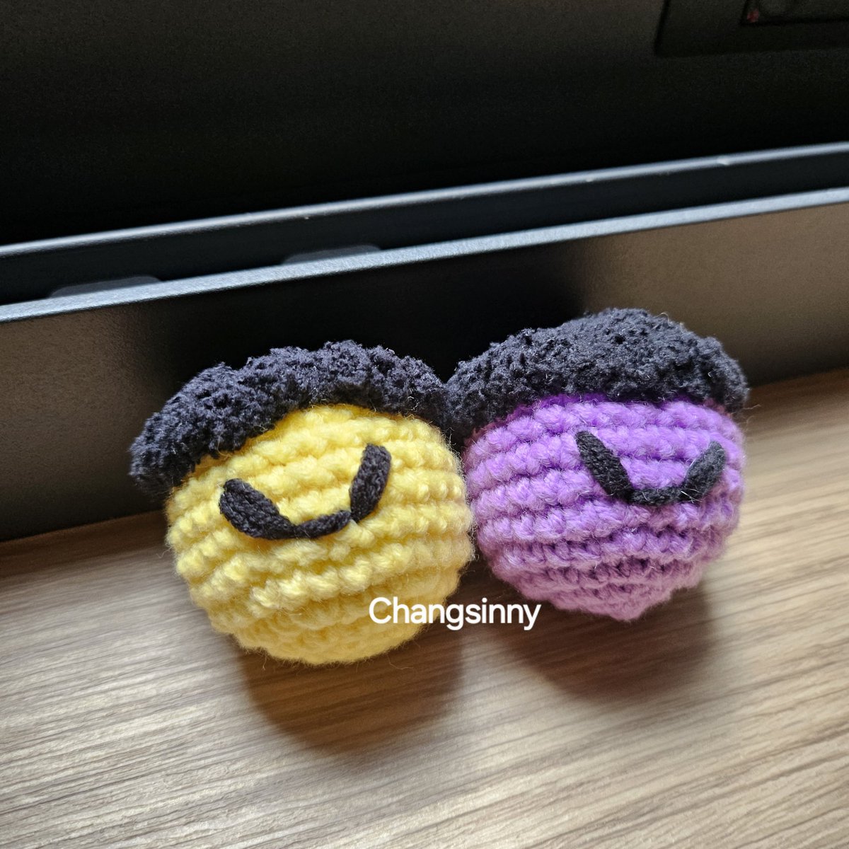 SinnyChang's tweet photo. 🌰 HOS Handmade Acorn and Hope Money Exchange
💸Accept Hope Money from world
📦DM me
🐿Wishing everyone great luck  an abundance of Hope money at the final concert!
#HOPE_ON_THE_STAGE_TOUR_FINAL #ARMY #acorn https://t.co/naVDzhhsxh