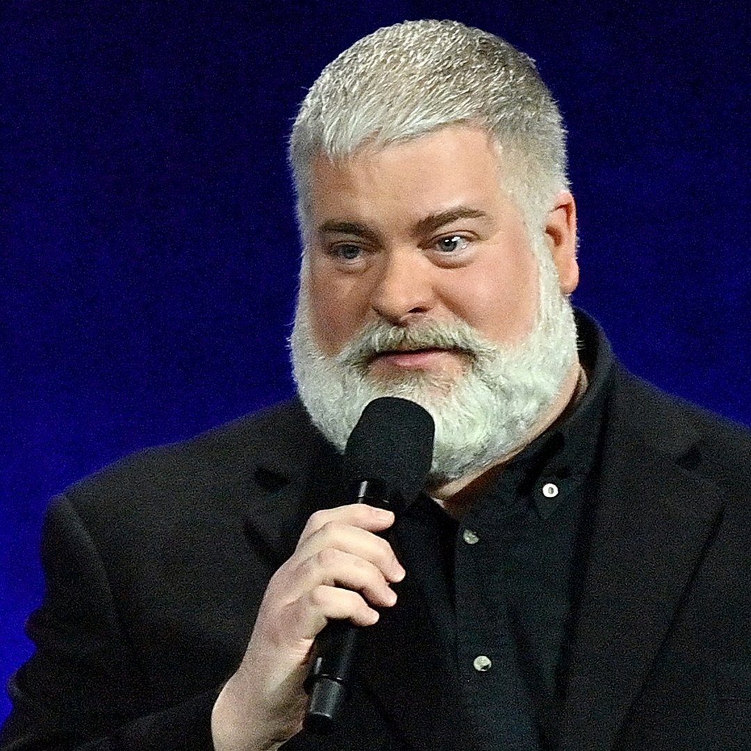 Have your pet dragon light some birthday candles for dragon trainer extraordinaire, director of both animated and live action versions of HOW TO TRAIN YOUR DRAGON and CinemaCon 2025 guest Dean Deblois!

#DeanDeblois
#CinemaCon
#MoviegoingExperience