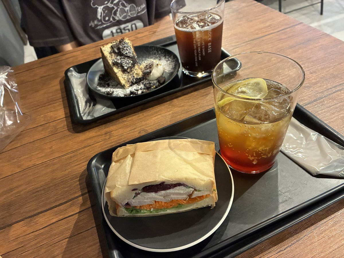321gaku59's tweet photo. そしてここ😁
#rockbase
#ロックベース https://t.co/vWYCAaMZDV