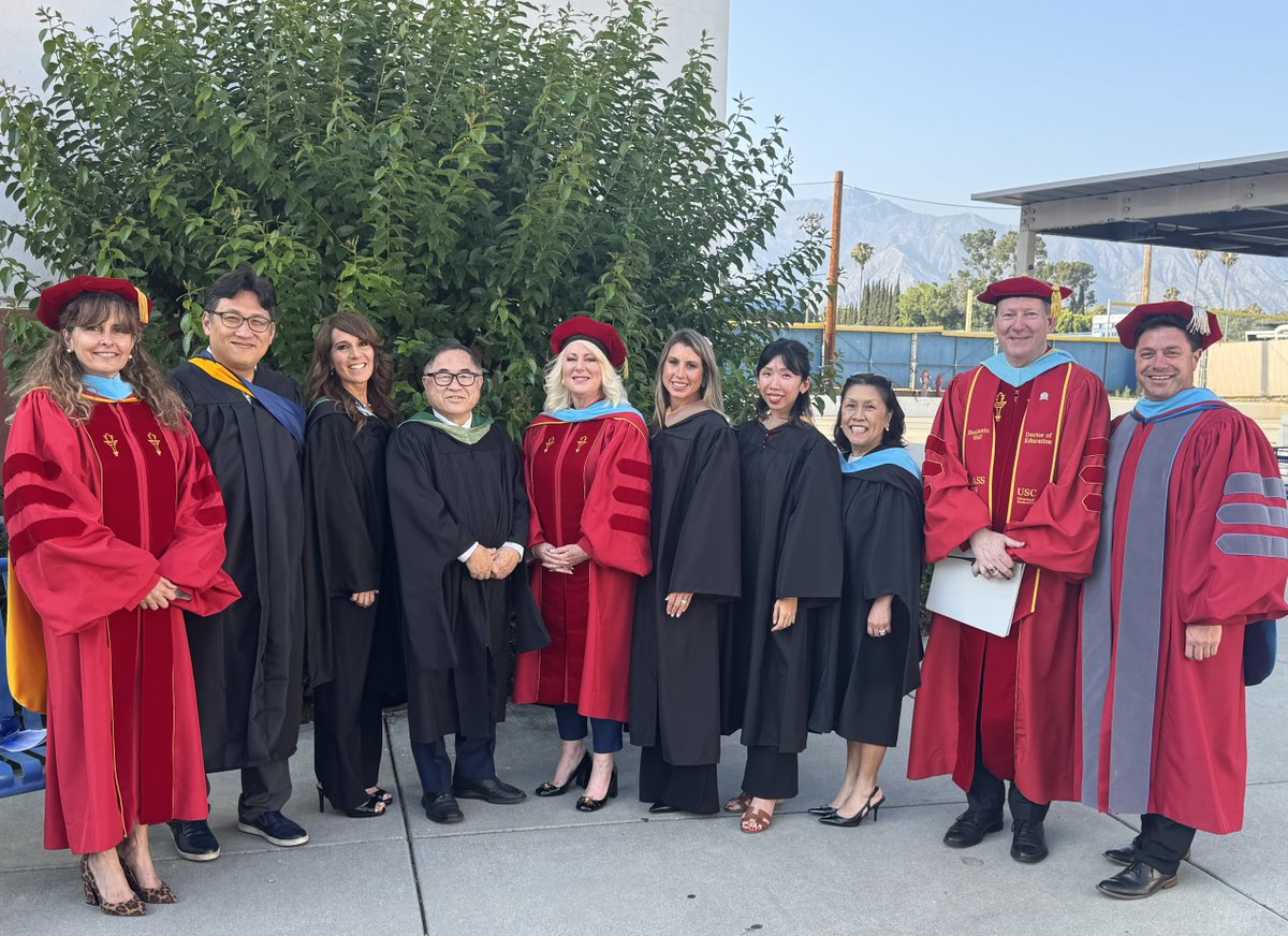 HEHMiddleSchool's tweet photo. The San Marino Board, Superintendent, Cabinet, and the SMHS Principal would like to congratulate all members of the Class of 2025! You have made us all so proud and we are going to miss you! https://t.co/H9j5BtEQn9