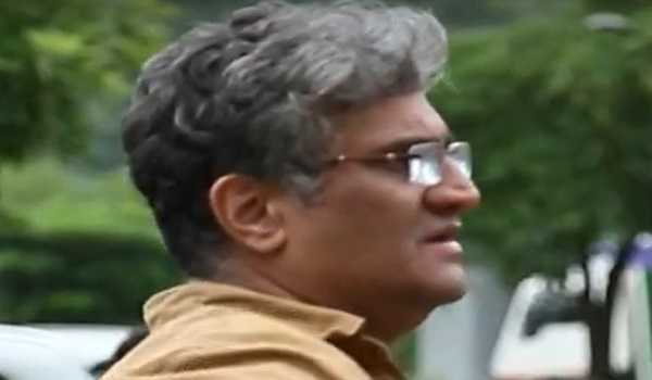 Mumbai police book filmmaker Manish Gupta for stabbing driver over salary dispute goachronicle.com/mumbai-police-…