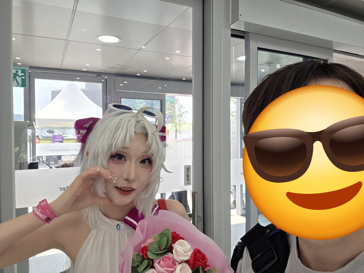 Xeno_trick's tweet image. 에이크라운팀 고퀄 코스 잘 보고 갑니다
마지막엔 지나가다 마주친 맹님이 친절히 찍어주신 사진과 함께
(이 영광을 납치의 시작이라는 well님께 바칩니다)
@azamiyuko_cos
@well__31
@nelly_coss
@solmaeng0
@cyancos70_nyang