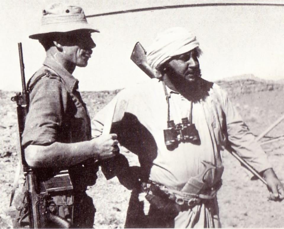 جزار العُمانيين كما كان يطلق عليه جماهير شعبنا في الستينات من القرن الماضي، الاجابة الصحيحة هي الاجابة الأكثر تصويتاً في سؤال التصويت:

طارق بن تيمور البوسعيدي كان وزير الدفاع آنذاك تحت حكم أخوه سعيد بن تيمور وهو قائد الحملة العسكرية رسميا التي احتل فيها نزوى عام ١٩٥٥.