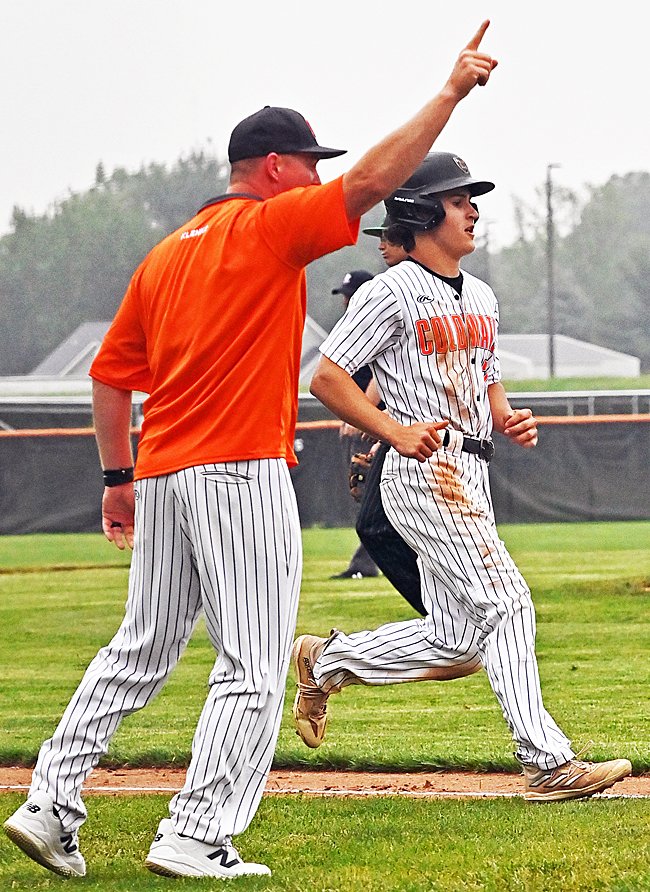 Coldwater Rallies In The Bottom Of The Seventh To Win Regional Crown 

bit.ly/4kV6AVt