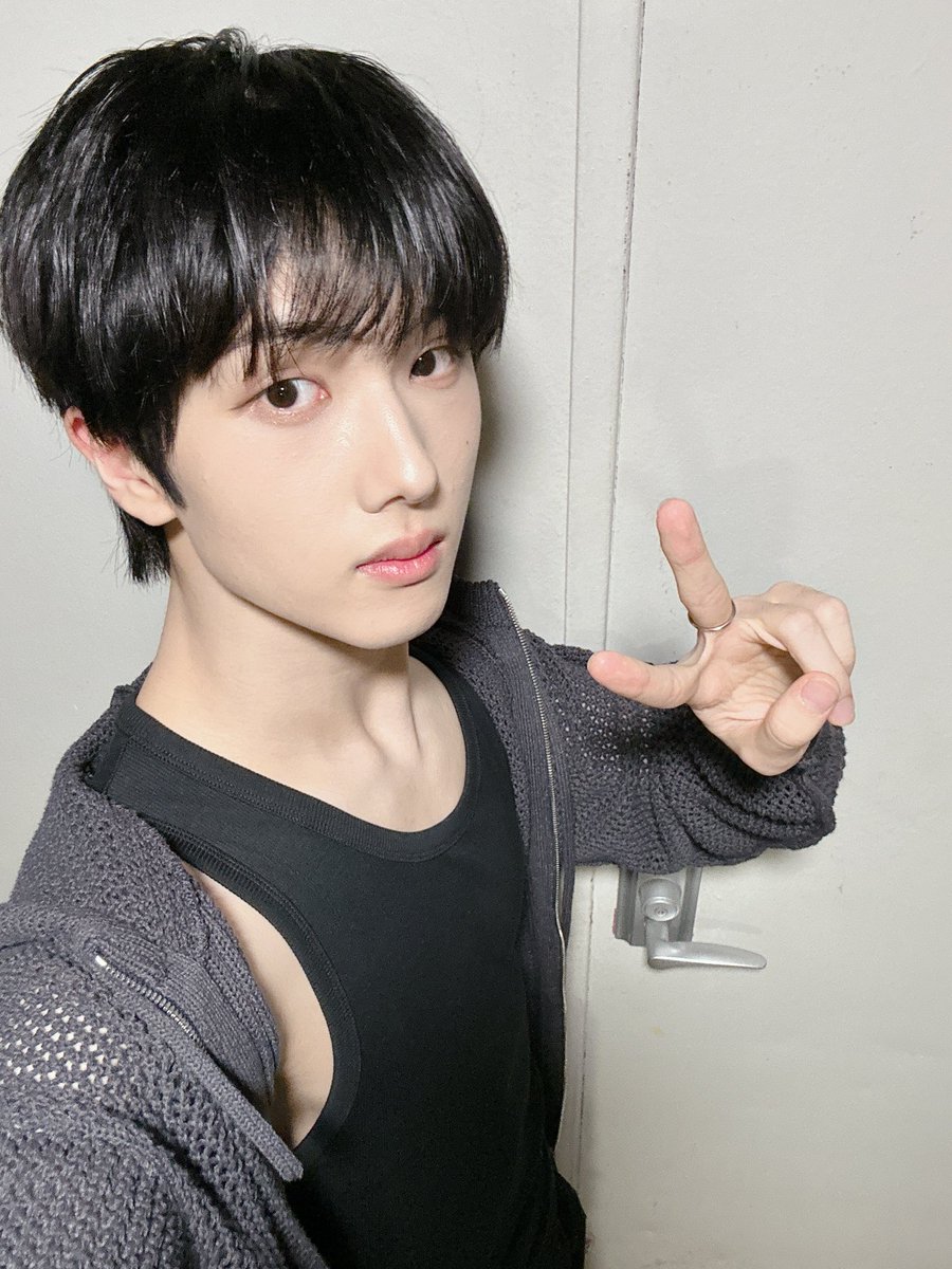 🍓 (@proxysung) on Twitter photo 