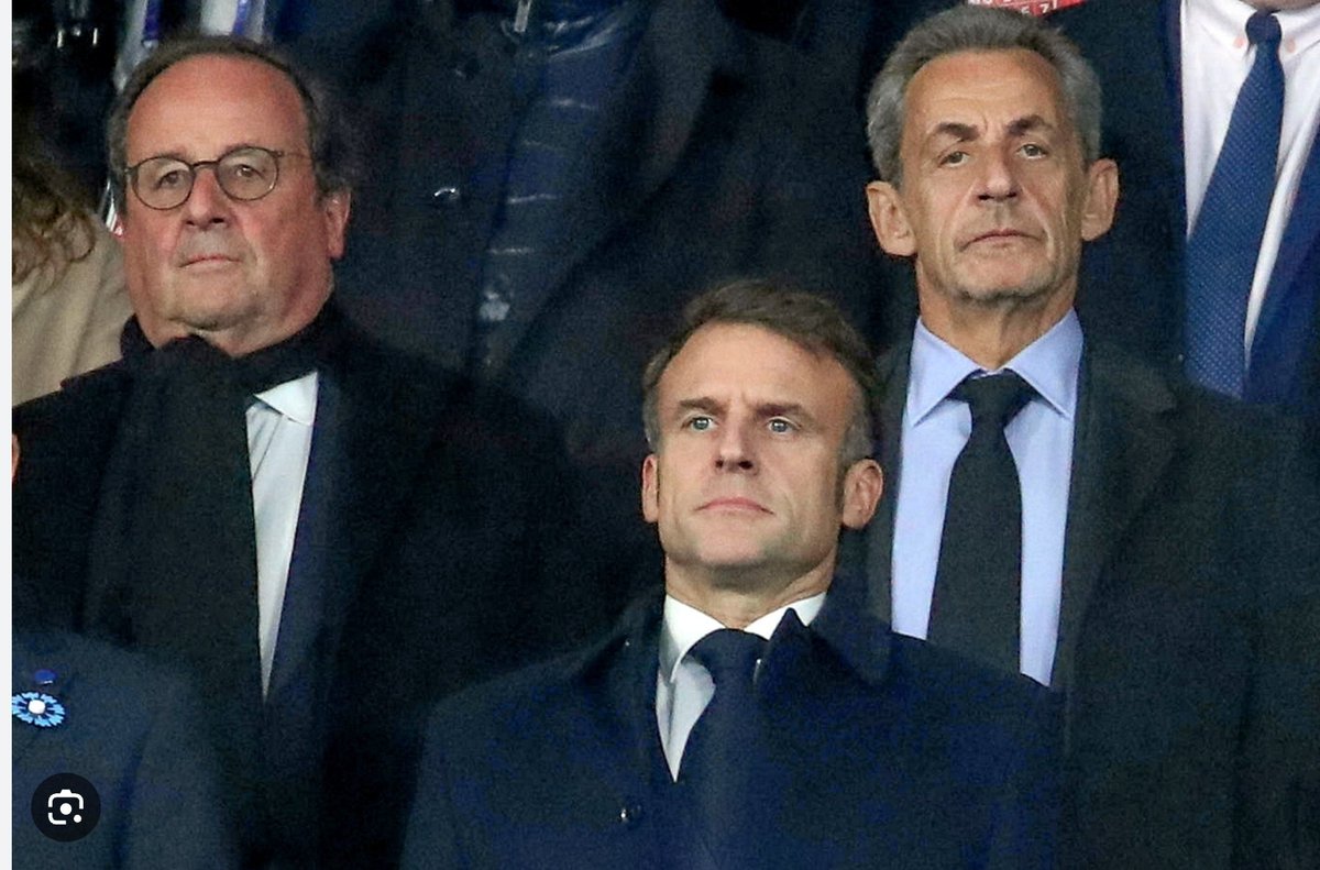 Regarde-les, les branquignoles.
Bouffis d'arrogance, gonflés de fierté,le regard posé au loin sur la destruction diabolique de la France qu'ils ont orchestrée de main de maître. 
Du 16 mai 2007 à ce jour, 18 années de déchéance de la France dont ils sont pleinement coupables.🤮