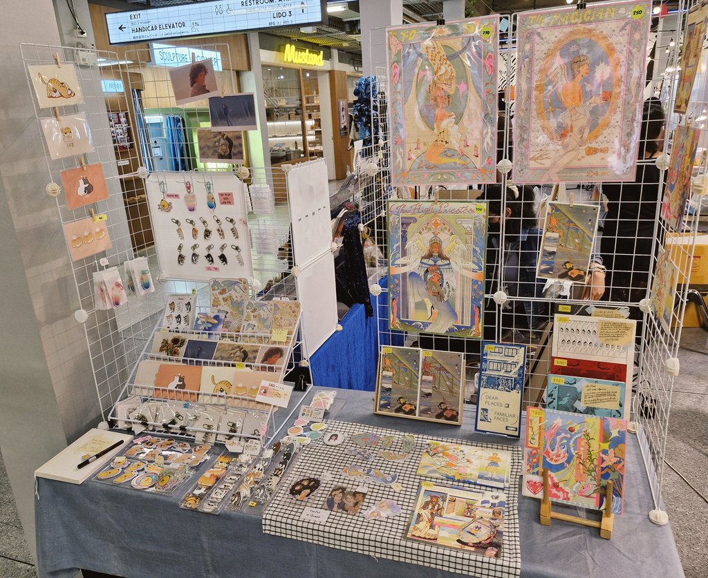 วันนี้ก็เปิดแล้วค่า เจอกันได้ที่ลิโด้นะคะ ✨️
🌷 บูธ A1
🗓 วันที่ 6-8 มิ.ย. (11:00 - 21:00)
📍 LIDO CONNECT 
#LidoArtCultEP16
#LIDOCONNECT