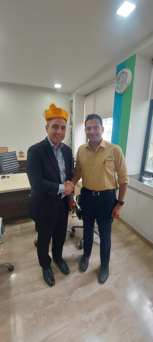 NL Consulate Mumbai (@nlinmumbai) on Twitter photo Inspiring to meet <a href="/h2eSid/">Siddharth R Mayur सिद्धार्थ आर मयूर 🇮🇳</a> <a href="/h2epower/">h2e Power Systems</a> insightful to learn about their journey and India’s progress in hydrogen space and discuss opportunities in the Netherlands hydrogen eco-system.
#Hydrogen #CleanEnergy #IndiaNetherlands #Sustainability #Innvoation #InvestinHolland Inspiring to meet <a href="/h2eSid/">Siddharth R Mayur सिद्धार्थ आर मयूर 🇮🇳</a> <a href="/h2epower/">h2e Power Systems</a> insightful to learn about their journey and India’s progress in hydrogen space and discuss opportunities in the Netherlands hydrogen eco-system.
#Hydrogen #CleanEnergy #IndiaNetherlands #Sustainability #Innvoation #InvestinHolland