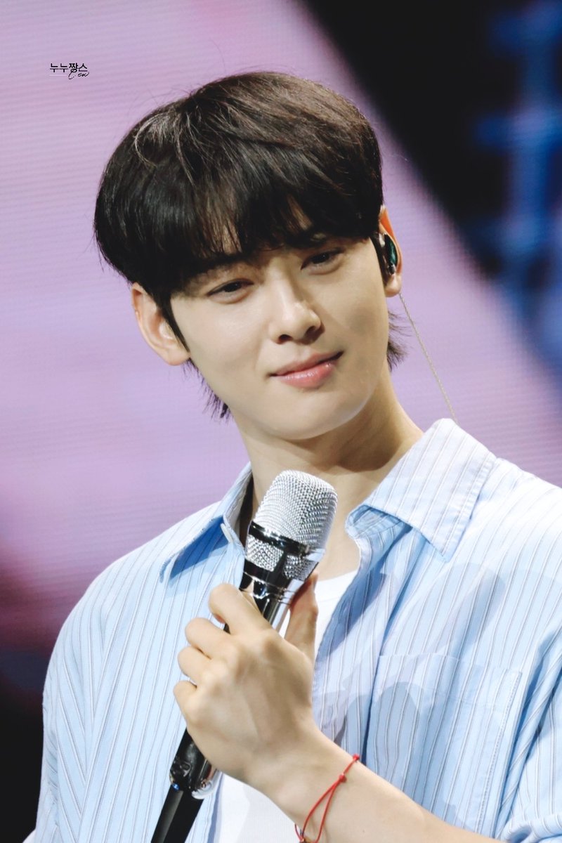 NuNu_astro0330's tweet photo. 250607 사첵

이뽀라😘

#차은우 #CHAEUNWO  #아스트로 #ASTRO  #Stargraphy https://t.co/54HFtkLyvk