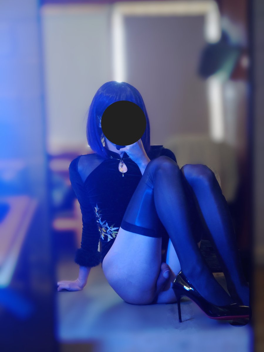 👀