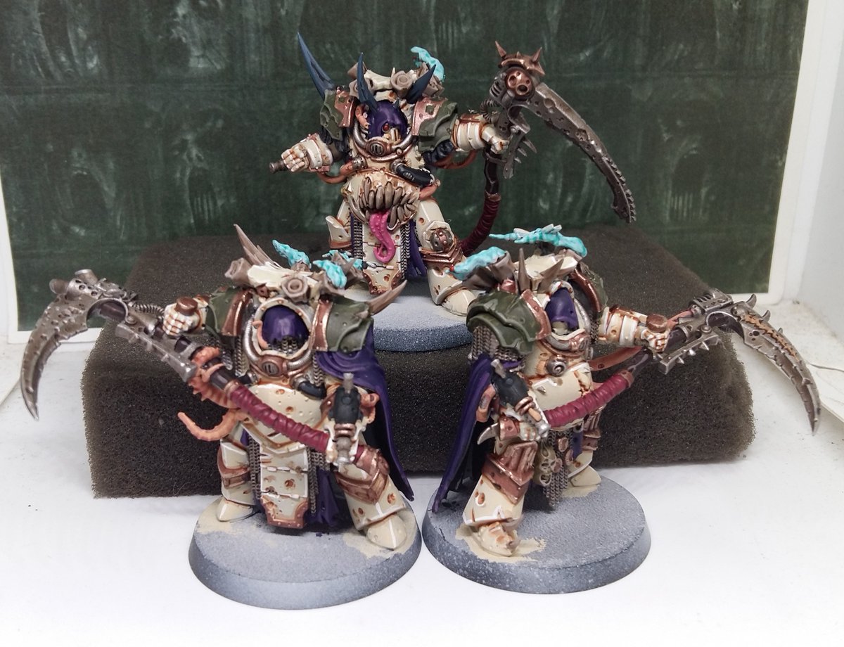 SpartanB3126's tweet photo. Another commission done for friend.
Deathshroud Terminators of the Pallid Hand π
#WarhammerCommunity #warhammer40k #warhammer #PaintingWarhammer #deathguards https://t.co/v0ztlD7N6y