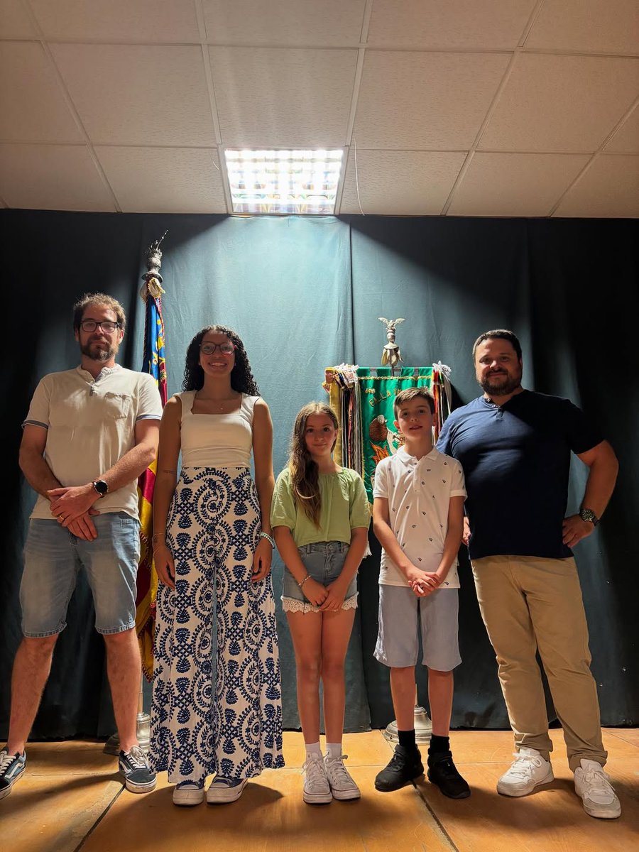 FallaYecla's tweet image. YA TENEMOS REPRESENTANTES

2025/2026!! 💛

FM: YARA SEVILLA FERRIOLS

FMI: INMA SÁNCHEZ AGUSTÍ

PI: JULIO CAMPOS BONILLA

💛💛💛💛💛💛💛💛💛💛💛💛💛💛

ENHORABUENA A TODOS