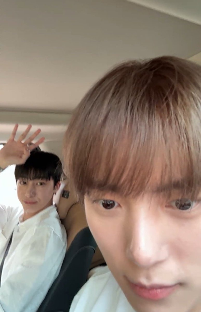 coenffl_go5rae's tweet photo. 아어지러 https://t.co/0vaow2F8WL