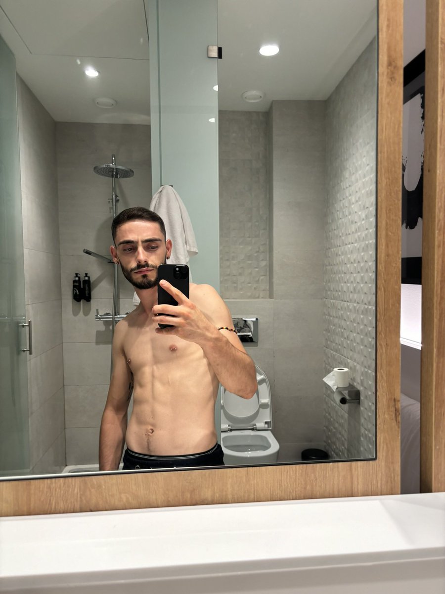 👀👀