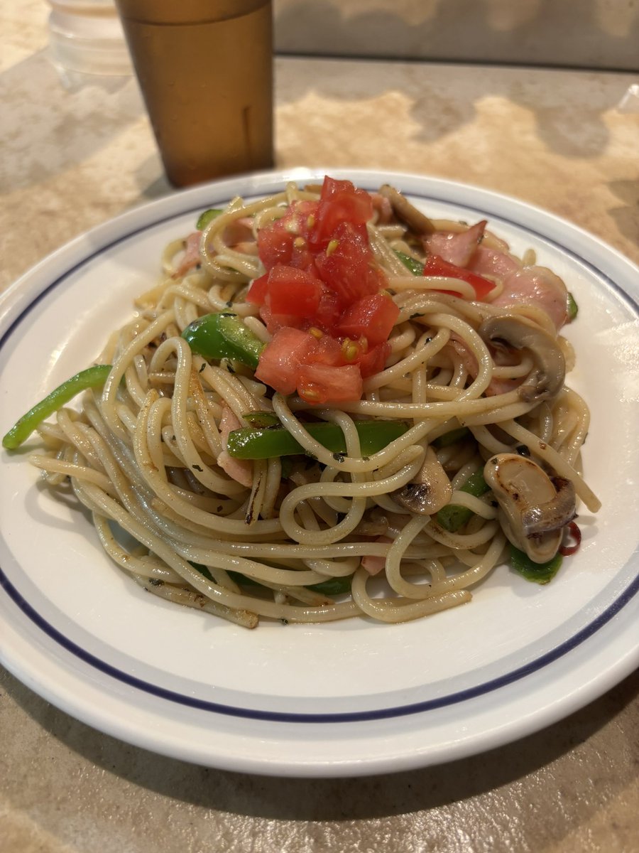 パスタと焼きそばのちょうど中間