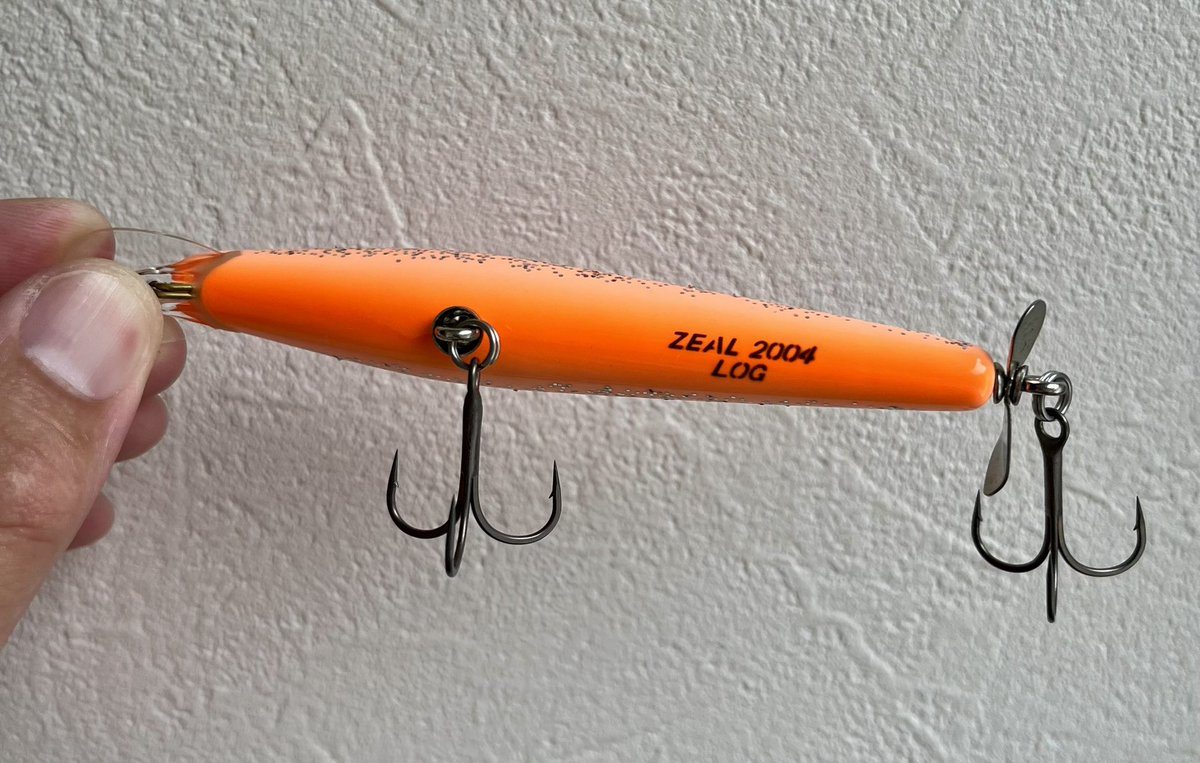 hijimnk1031's tweet image. 可愛くてエモいルアー作ってしもた😂
2004年同級生コンビ🥰
コレで釣りたい🎣
#LOG
#プロップダーター80