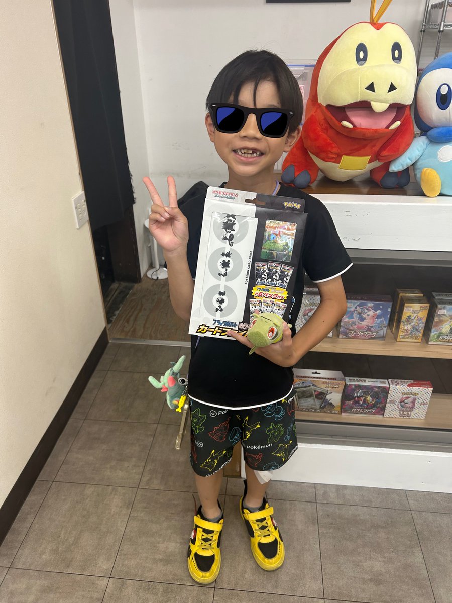 新弾争奪戦🦐
参加18名

🏆1位　たなっぷる
     2位　アマ
     3位　KP 

勝利コメント
「ななっぷる大ﾁｭｷ😘ﾁｭｷﾁｭｷ😘」

参加者抽選でファイルセットGETおめでとう🎈