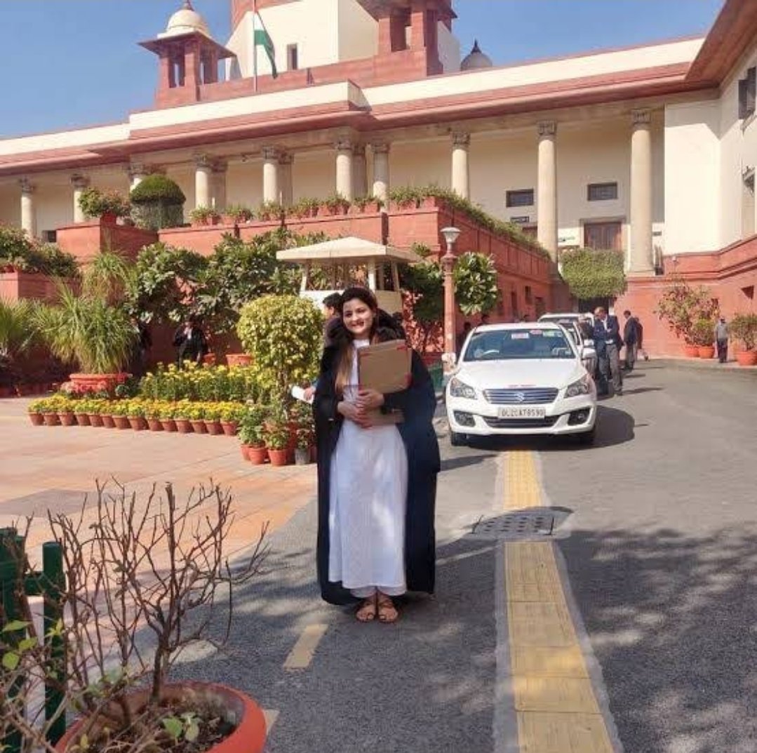 Cyber_Huntss's tweet photo. सभी सनातनी साथी, 

यह @Adv_AarfaKhanam जो की दिल्ली की है की सारी जानकारी लिंक मे है। @DelhiPolice @KapilMishra_IND यह सुनिश्चित करे की इसकी ईद धार्मिक भावनाऐ भड़काने के लिए जेल मे गुजरे।

कोई भी हिन्दुओ की धार्मिक भावनाऐ भड़काकर बच नही पाऐगा।

https://t.co/WlkF3yMp1u https://t.co/yIoxDjngcv