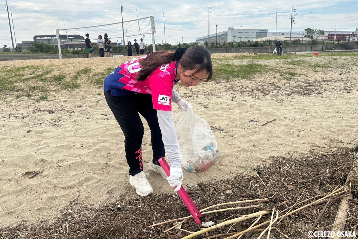 cerezo_ladies's tweet photo. 堺浜自然再生ふれあいビーチ周辺にて大阪湾LTOを実施しました✨

今回は、#セレッソ大阪ヤンマーレディース から #古澤留衣 レディース・エバンジェリストが参加🌸
海岸清掃活動に加え、鍋島靖信氏による環境学習講義も実施いたしました！

ご参加いただいた皆様ありがとうございました🙌

#セレッソ大阪