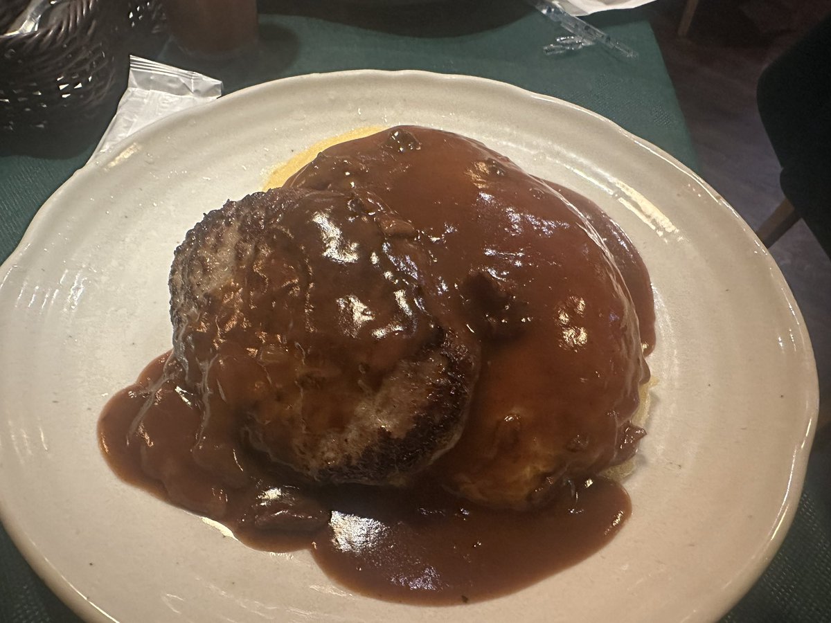 ハンバーグハヤシオムライス