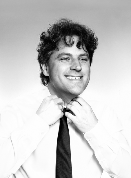 Fatsoenlijke CDA-leider Henri Bontenbal: ‘Ik wil wegblijven van vieze manieren’.

Stemde oa voor de Spreidingswet, de corona Spoedwet, de nieuwe Pensioenwet en de Sleepwet.

Stem CDA als u niet vies bent van een beetje fatsoenlijke hypocrisie.