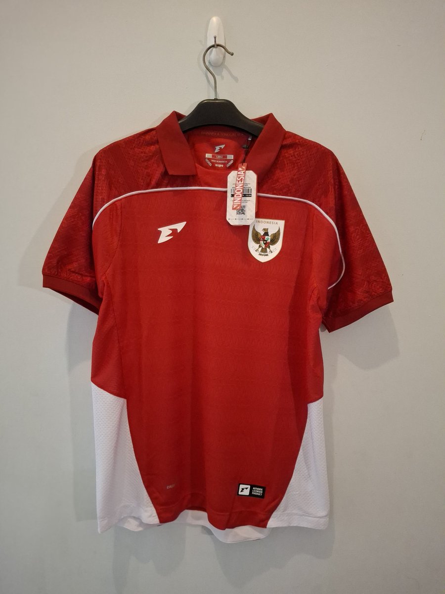 lineupstore tweet media