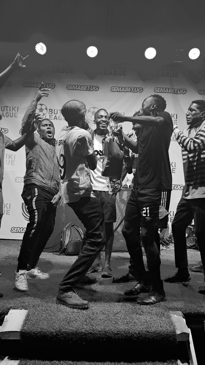 Oweina Fc (@oweinafc) on Twitter photo Memories in black and white
A new vibes level has been unlocked 🔓
Happy long weekend from us to y’all
#BLSV
<a href="/KookiCoffee/">Kooki Coffee</a> Memories in black and white
A new vibes level has been unlocked 🔓
Happy long weekend from us to y’all
#BLSV
<a href="/KookiCoffee/">Kooki Coffee</a>