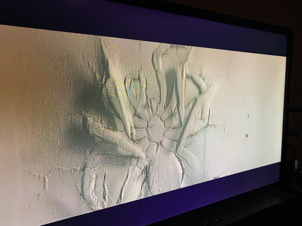 led31180's tweet photo. Watching “Eight-Legged Freaks” since @WeEnjoyPodcast recently reviewed it. I think I saw this in theater… 🤔 https://t.co/uKK8r0NLUv