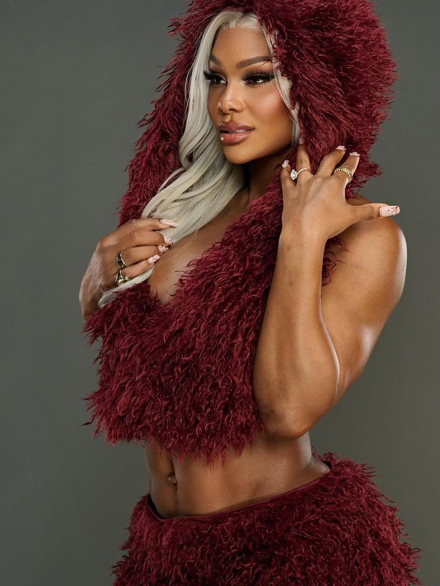 Varnado201625's tweet photo. @Jade_Cargill  @WWE https://t.co/tJJYjFFrVy