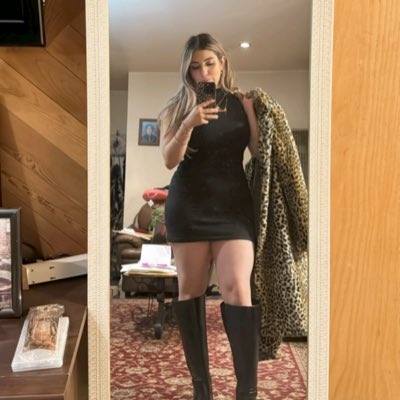 vnikixo's tweet photo. #NewProfilePic https://t.co/T7U4Drdtda
