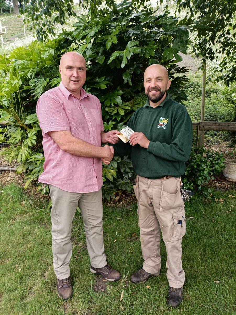 The saying ‘mum knows best’ certainly rings true for Richard Brown, after his mum suggested he write to DZC to ask for a job, as today he marks 25 consecutive years working here! 

Read more: dudleyzoo.org.uk/rich-marks-25-…