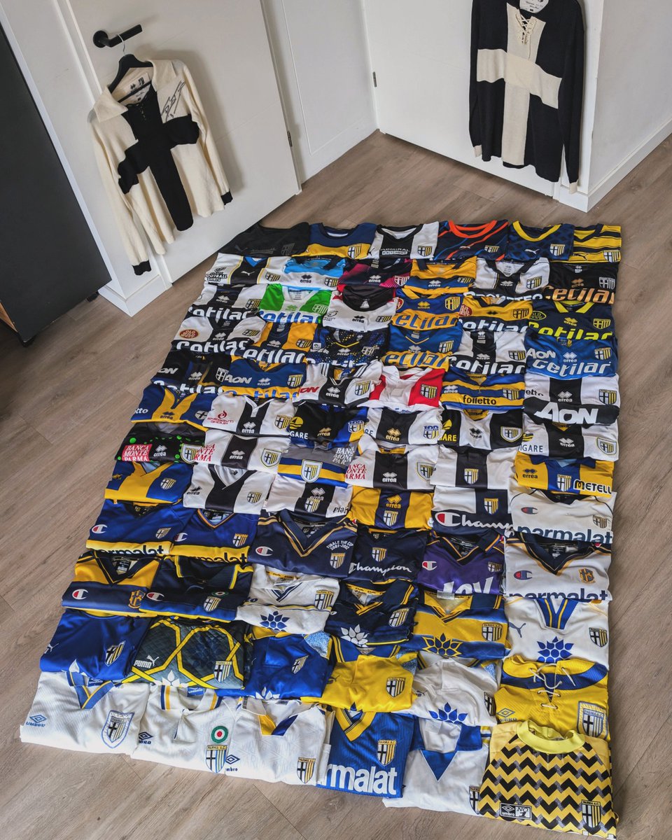 JK Shirts (@jkshirts050) on Twitter photo 75 <a href="/ParmaCalcio_en/">Parma Calcio 1913</a> shirts!
Love it! Laying them all on the ground was a exhausting task and i still have muscle pain in my upper leg but hey. Definitely worth it. 👏 75 <a href="/ParmaCalcio_en/">Parma Calcio 1913</a> shirts!
Love it! Laying them all on the ground was a exhausting task and i still have muscle pain in my upper leg but hey. Definitely worth it. 👏