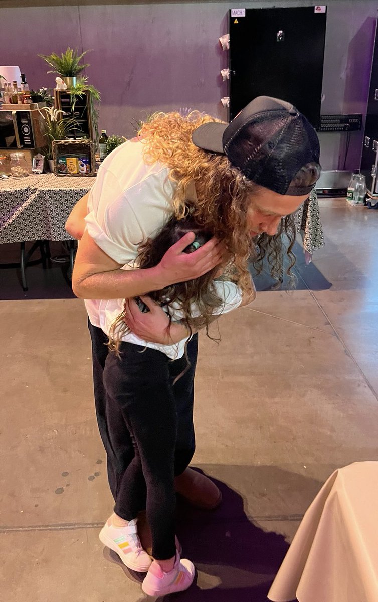 Un rêve de petite fille réalisait 🩷🩷 un grand MERCI pour Jeanne  <a href="/jdoreofficiel/">Golden Julien</a>